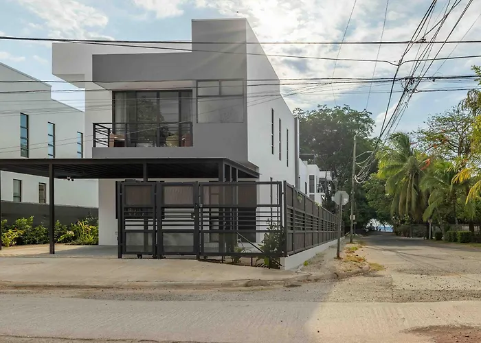 Villa Mirame #4 - 3 Bedroom Across From The *