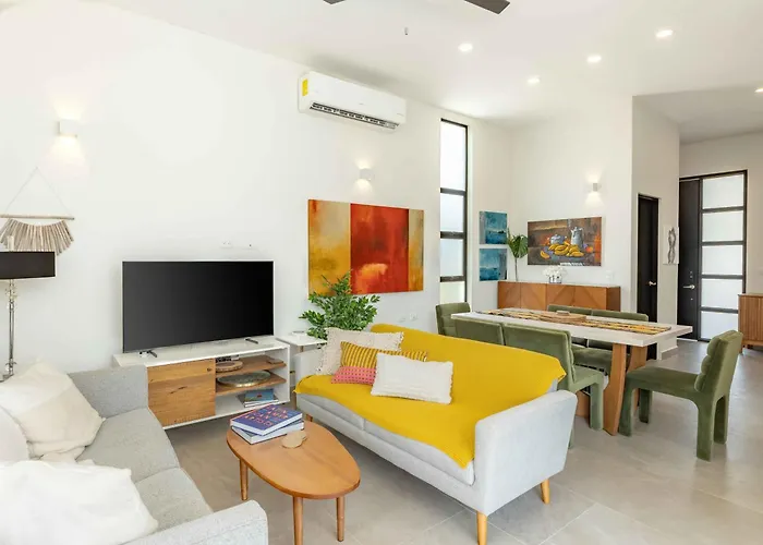 Mirame #4 - 3 Bedroom Across From The Villa Coco