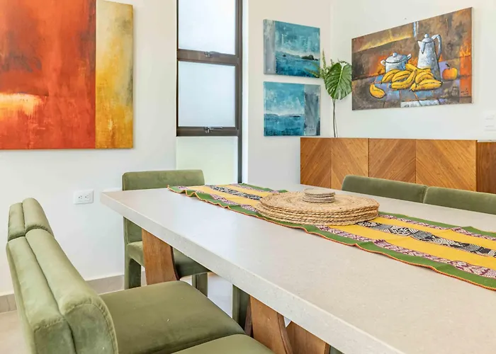 Villa Mirame #4 - 3 Bedroom Across From The