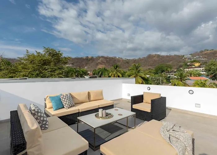 Mirame #4 - 3 Bedroom Across From The Villa Coco