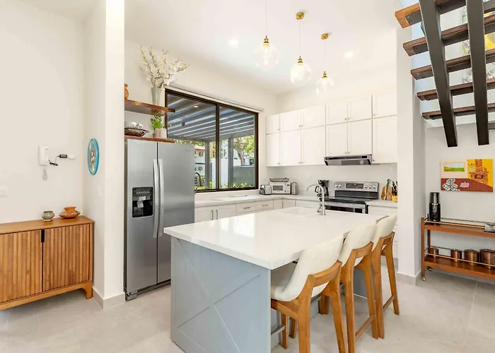 Villa Mirame #4 - 3 Bedroom Across From The *