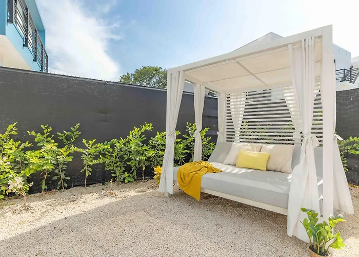 Mirame #4 - 3 Bedroom Across From The * Coco