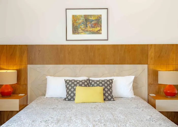 Mirame #4 - 3 Bedroom Across From The Villa Coco