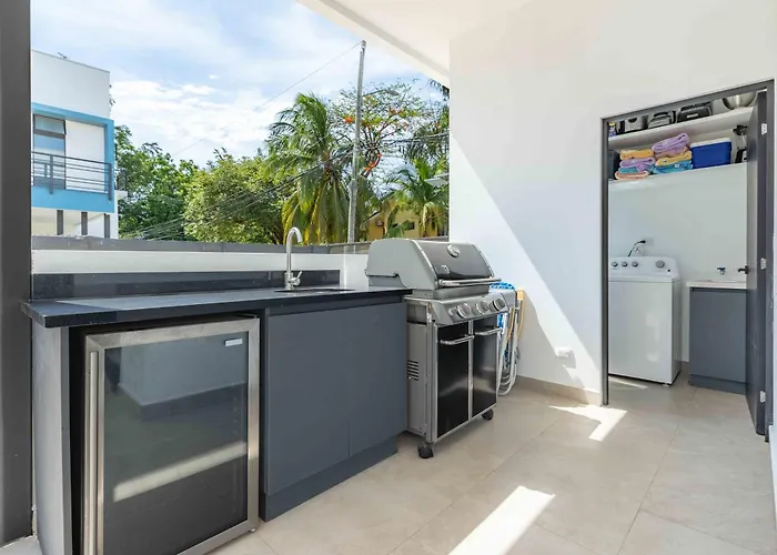 Mirame #4 - 3 Bedroom Across From The *